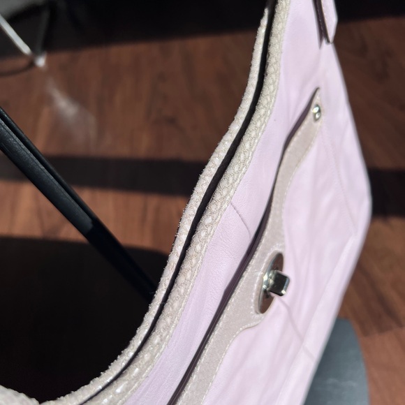 Coach Penelope crossbody bag with a lavender leather exterior - Picture 8 of 9